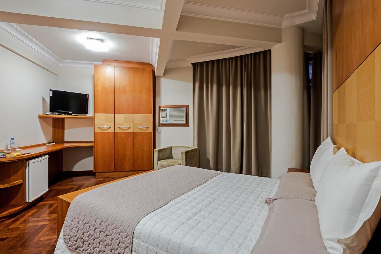 Astron Ponta Grossa Plaza By Nobile Hotel Exterior foto