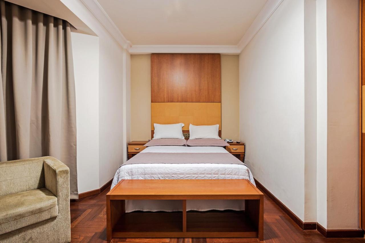 Astron Ponta Grossa Plaza By Nobile Hotel Exterior foto